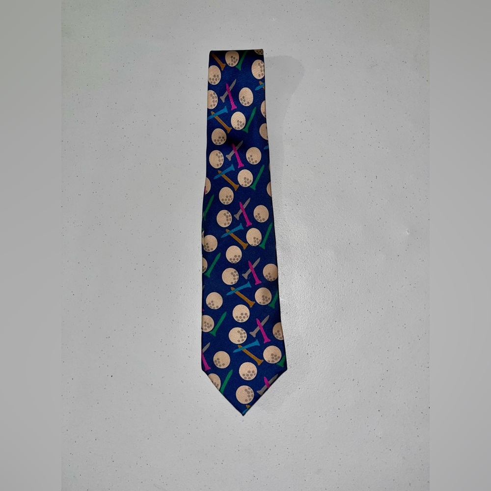 NIBag 100% Silk Golf Themed Tie